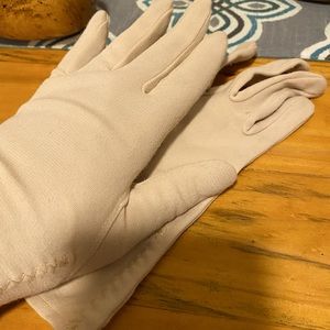 Vintage gloves